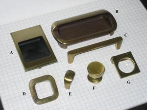 MEPLA SATINIERT/ANTIK MESSING ERSATZKNÖPFE UND -ZÜGE, IHRE WAHL! - Bild 1 von 1