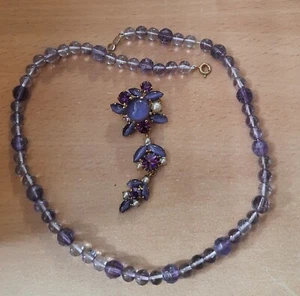 Wunderschönes altes Amethyst Collier lila mit Metall Verschluss / +Brosche. - Bild 1 von 1