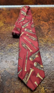 Lands End 100% Silk - Red -Saxophone -Woodwind - Classic - Neck Tie - Picture 1 of 5