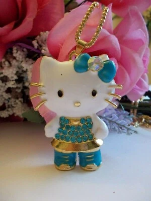 COLLAR CADENA COLGANTE BETSEY JOHNSON LINDO AZUL HELLO KITTY CON LAZO Foto 1 de 4