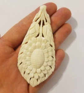 Large 3" Flower Genuine Natural Bone Hand-Carved VTG Craft Jewelry Bead Pendant - Picture 1 of 5