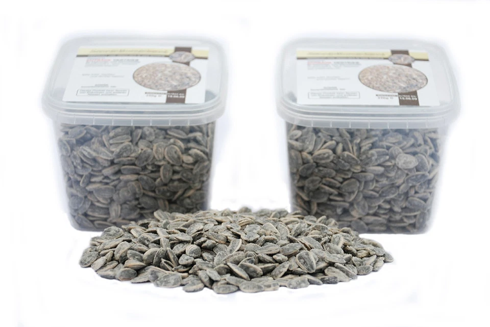 500g Sonnenblumenkerne geröstet, gesalzen, mit Schale 9,60€/1Kg - Bild 1 von 1