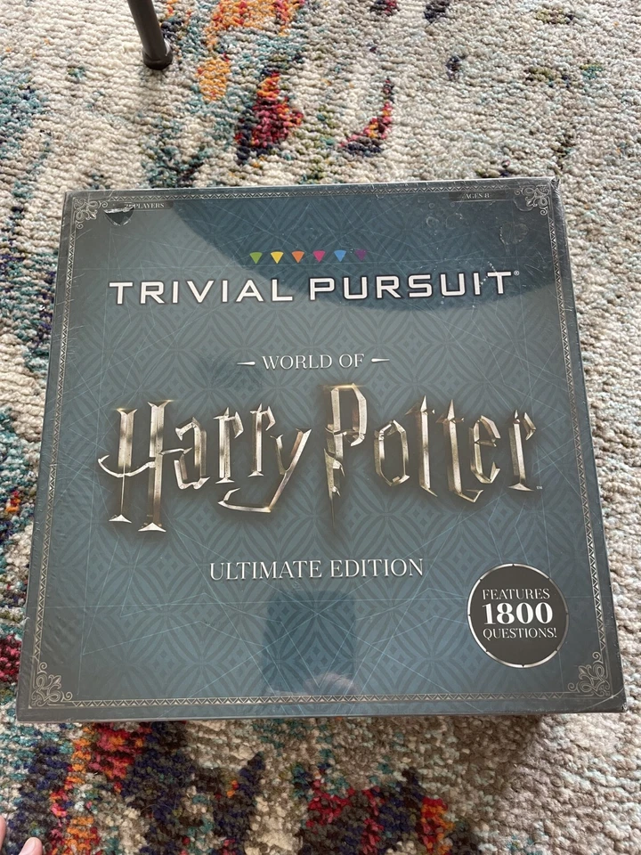 Hasbro Trivial Pursuit World of Harry Potter Ultimate Edition Completo - Imagem 1 de 2