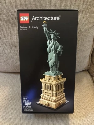 Lego Architecture Statue of Liberty 21042 Build Kit - 1685 Pieces NEW SEALED - Image 1 of 2