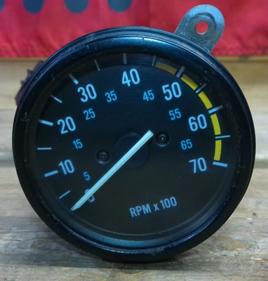 Jeep Wrangler YJ 87-91 OEM 6 cilindros tacómetro calibre RPM tablero ENVÍO GRATUITO Foto 1 de 4