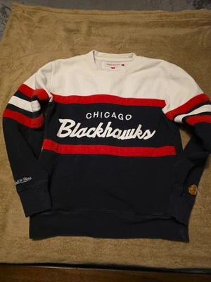 NHL CHICAGO BLACKHAWKS  VINTAGE  MITCHELL &NESS SWEATER SIZE MEDIUM - Image 1 of 4