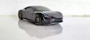Matchbox ELECTRIC DRIVERS TESLA ROADSTER black Diecast Model Car 1:64 scale - Picture 1 of 3