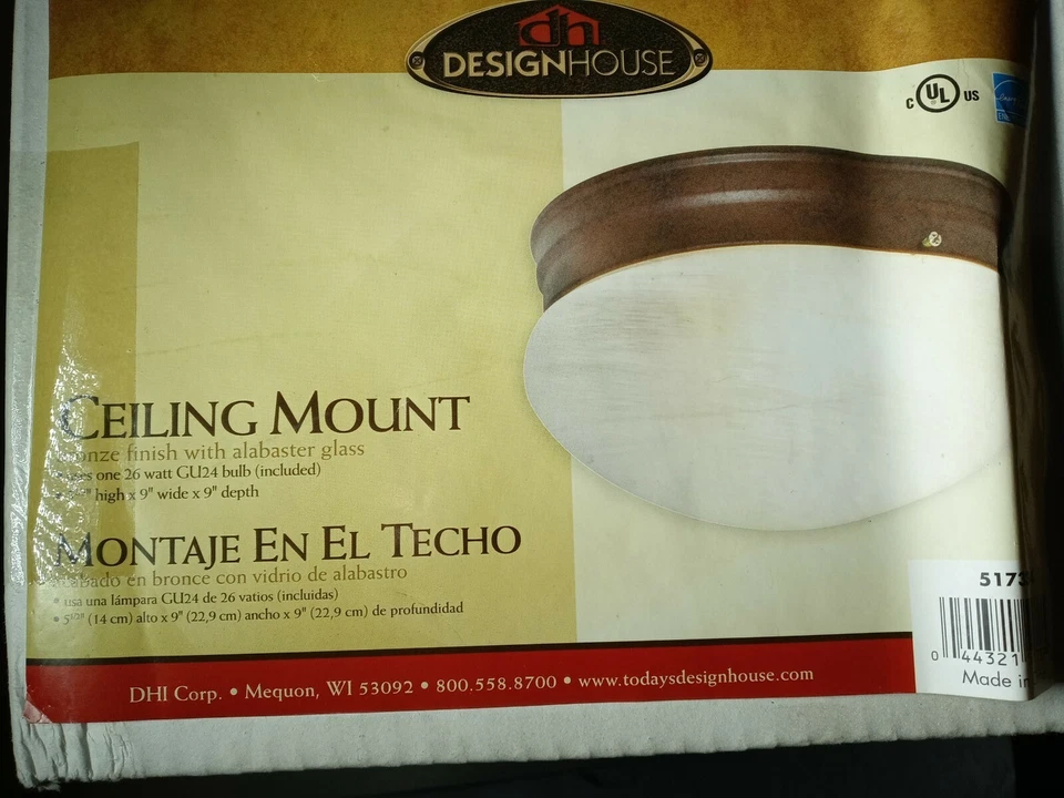 Montaje en techo Design House 517334. Acabado bronce con vidrio de alabastro Foto 1 de 3