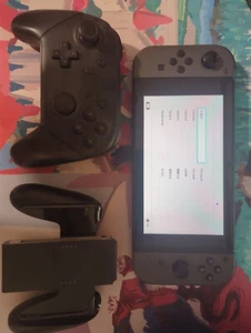 Nintendo Switch Console with Dock, Joycons, Cables + Switch Pro controller - Picture 1 of 5
