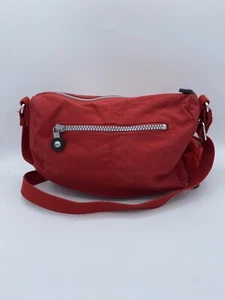 Kipling Wes Umhängetasche Geldbörse - mit Etikett. Lebendig rot - Bild 1 von 6