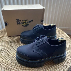 Dr Martens AUDRICK 31 Shoes Size UK 6.5 BRAND NEW - Picture 1 of 11