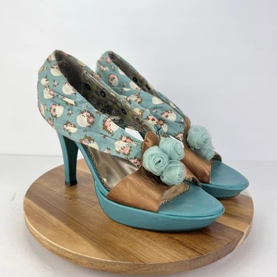 Poetic License 10 APPLE OF MY EYE Open Toe Floral Blue Cone Heels Bridgerton - Image 1 of 4