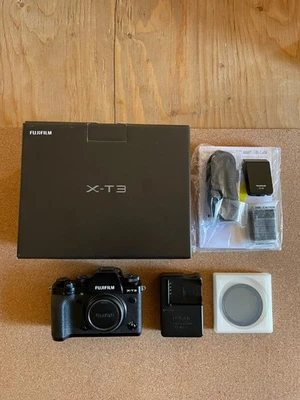 Fujifilm X-T3 26.1MP Digital Camera - Schwarz - Bild 1 von 4