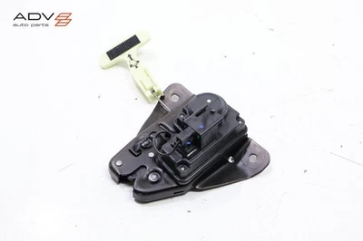 2014-2024 Maserati Ghibli tapa maletero pestillo bloqueo actuador y mango de emergencia OEM Foto 1 de 4