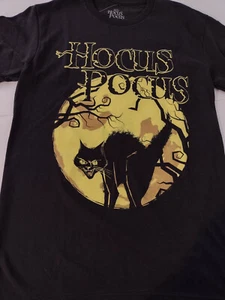 Disney Hocus Pocus T-Shirt Womans Small Black Cat Thackery Binx - Picture 1 of 3