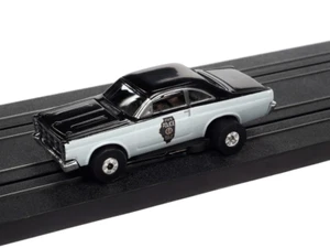 Auto World Thunderjet SC367 R34 1967 FORD FAIRLANE ILLINOIS STATE POLICE - Bild 1 von 3