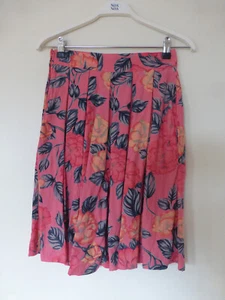 Von She True Vintage Hosenrock 38 knielang Pink bunt Bundfalten Taschen - Bild 1 von 4