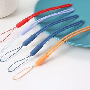 Silicone Cell Phone Camera Lanyard Holder Wrist Strap Keychain Cord Hanging Rope - Photo 1 sur 18