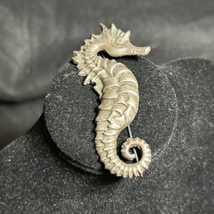 VTG Sterling Silver Seahorse Brooch 1.75” X 1” 6.59g - Picture 1 of 17
