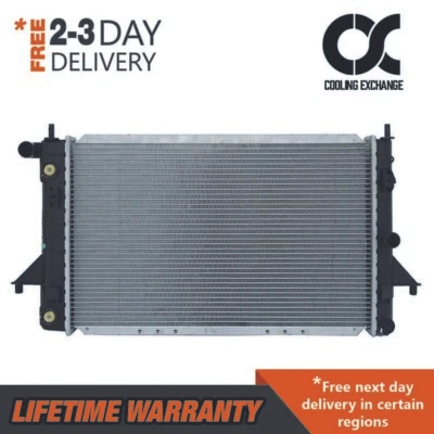 Radiador para Saturn SC SC1 SC2 SL SL1 SL2 SW1 SW2 1.9 L4 Foto 1 de 4