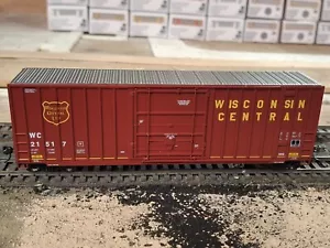 Intermountain HO scale Gunderson 50' High Cube Boxcar - Wisconsin Central (WC) - Picture 1 of 7