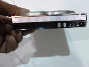 Hard Drive Hitachi IC35L080AVVA07-0 7,2K 8MB ATA-133 3,5 " - Picture 1 of 2