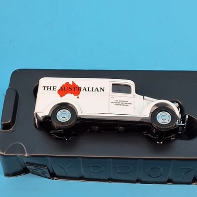 Modelos Matchbox vintage de furgoneta GMC de antaño 1937 'The Australian' Foto 1 de 4