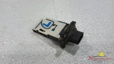 Infiniti Q60 2017 medidor de flujo de aire Foto 1 de 4