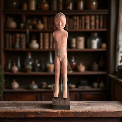 Figura masculina de terracota estilo dinastía Han china Foto 1 de 4