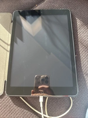 Apple iPad Air 1. Gen. 16GB, WLAN + Cellular (9,7 Zoll) - Spacegrau - Bild 1 von 4