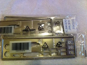 ASUS IO SHIELD for ASUS Q87M-E , Q87ME CSM SI , B85M-E ,B85M E CSM ,ORIGINAL-NEW - Afbeelding 1 van 1