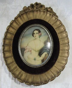 Vintage "Cameo Creation" Small Convex Glass Portrait Of Lady - Picture 1 of 4