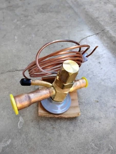 Válvula de expansión térmica EMERSON 5 toneladas 128158P1S nueva - Imagen 1 de 5