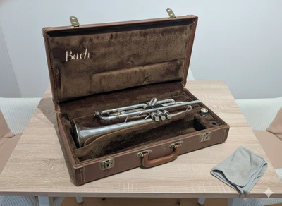 Profi Trompete Bach Stradivarius Modell 43, ML, versilbert - Bild 1 von 4