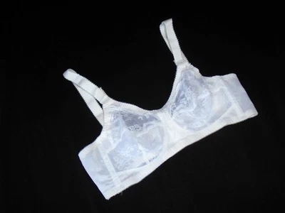 34C NWT White Lace U/W Unlined Vintage BALI BOW Wireless Bra #3500 34C - Image 1 of 4