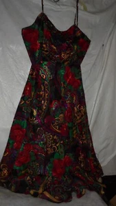 PRIVATE LUXURIES, PAISLEY, PRINT.NIGHTGOWN. SZ MED. BUST 38" . DISPLAY MODEL - Picture 1 of 5