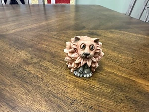 Pot Bellys Harmony Kingdom Ball Estatuilla Calandar Gato Baratija Caja "Julia" - Imagen 1 de 4