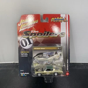 Johnny Lightning 1:64 scale die-cast model car 1972 Buick Riviera #4 spoilers - Picture 1 of 6