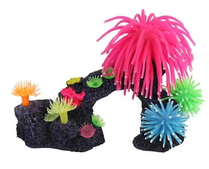 Penn-Plax Coral Reef Aquarium Decor– Lifelike Vibrant Coloring - Pink Silicone - Picture 1 of 7