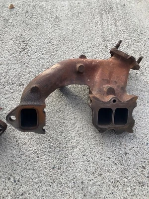 Colectores de escape para FJ 80 Toyota Land Cruiser, motor 3F-E Foto 1 de 4