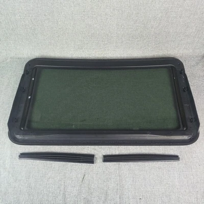 1998 - 2005 BMW E90 328i 335i M3 Sedan teto solar janela de vidro fabricante de equipamento original - Imagem 1 de 4