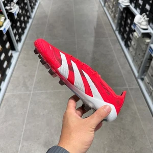 Adidas Predator Elite HG Herren Fußballschuhe Lucid Red IE3760 - Bild 1 von 12