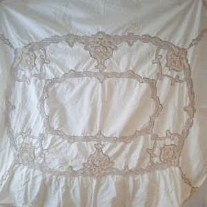 Vintage Ecru Linen Tablecloth Cutwork Embroidered and Lace 80" x 67" - Picture 1 of 8