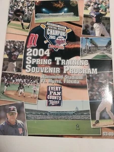 Minnesota Twins 2004 Spring Training Souvenir Program - MINT - Picture 1 of 5