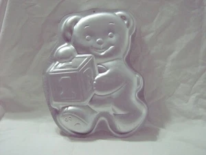 WILTON TEDDY BEAR with BLOCK SHAPE ALUMINUM CAKE PAN 2105-8257 Grateful Dead Fun - Picture 1 of 4
