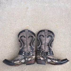 Stetson Western Arnés Botas de Vaquero Hombres 6.5 Motociclista Forajido Puntera Cortada Artesanales - Imagen 1 de 11
