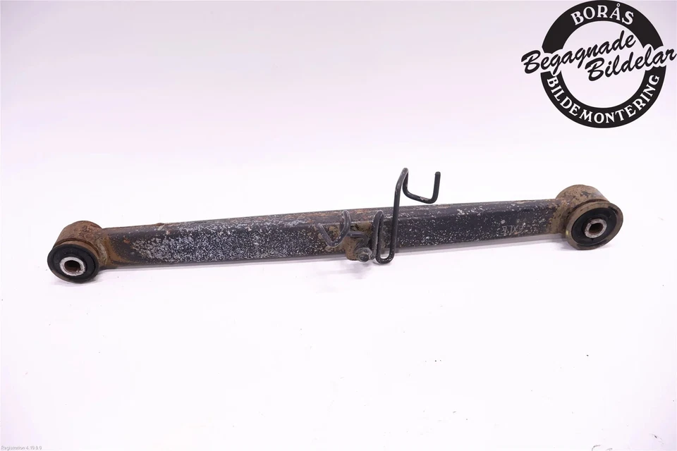 Bras de support arrière gauche d'origine RAM 1500 Standard Cab Pickup (DS) 2018 - Photo 1/1