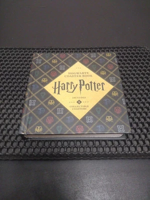 Гарри Поттер Хогвартс подставки книга: включает в себя 5 коллекционных подставок! - Изображение 1 из 4