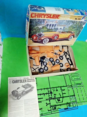 Italeri CHRYSLER Imperial Phaeton n 704 1:24 kit di montaggio vintage - Immagine 1 di 4