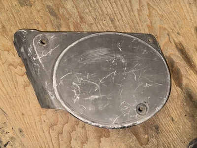 73-75 Suzuki Tm-100, Tm-125 panel lateral izquierdo, 47211-28300 Foto 1 de 4